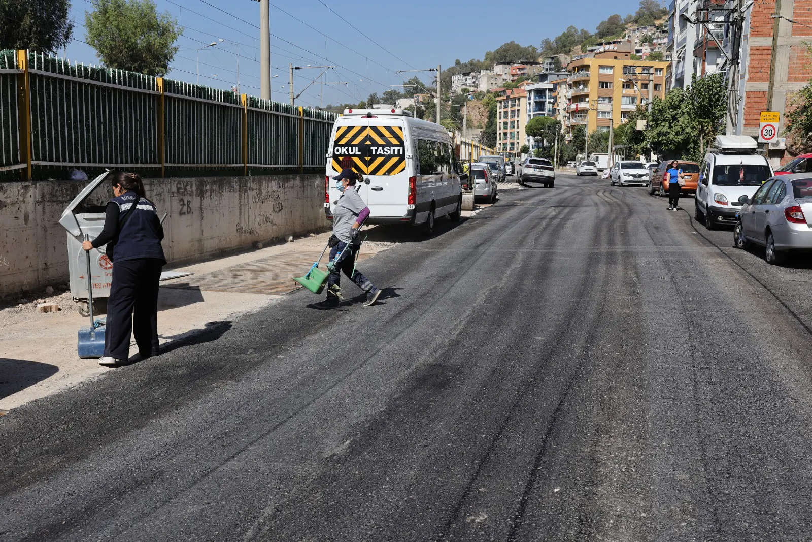 BayraklÄ±âda Asfalt SeferberliÄi SÃ¼rÃ¼yor 25 Noktada TamamlandÄ±, 5 Noktada Daha BaÅlÄ±yor (18) kopya-1789629149255.webp